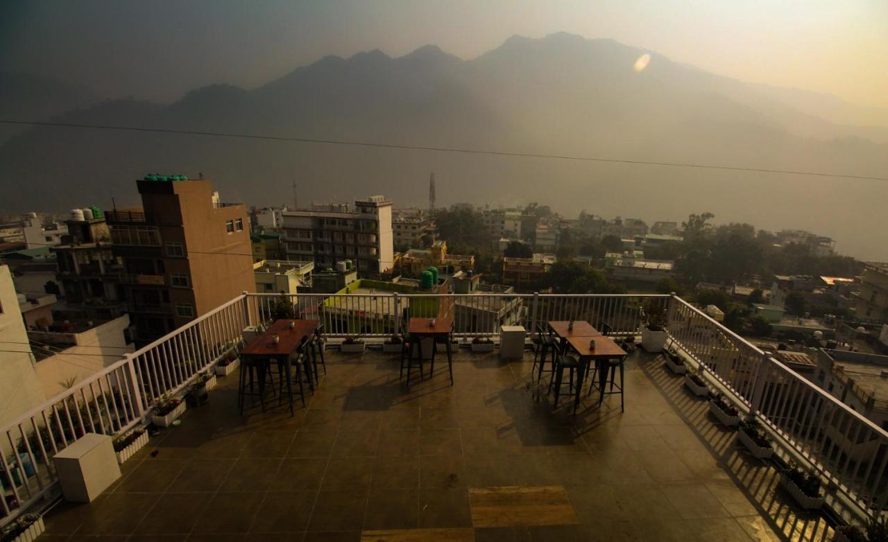 Backpacker Duniya Hostel Rishikesh Exterior photo